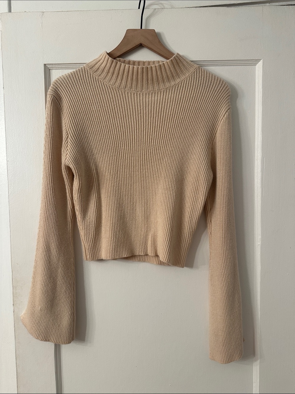 Honey Punch Cream Ribbed Mock Neck Bell Sleeve Sweater L